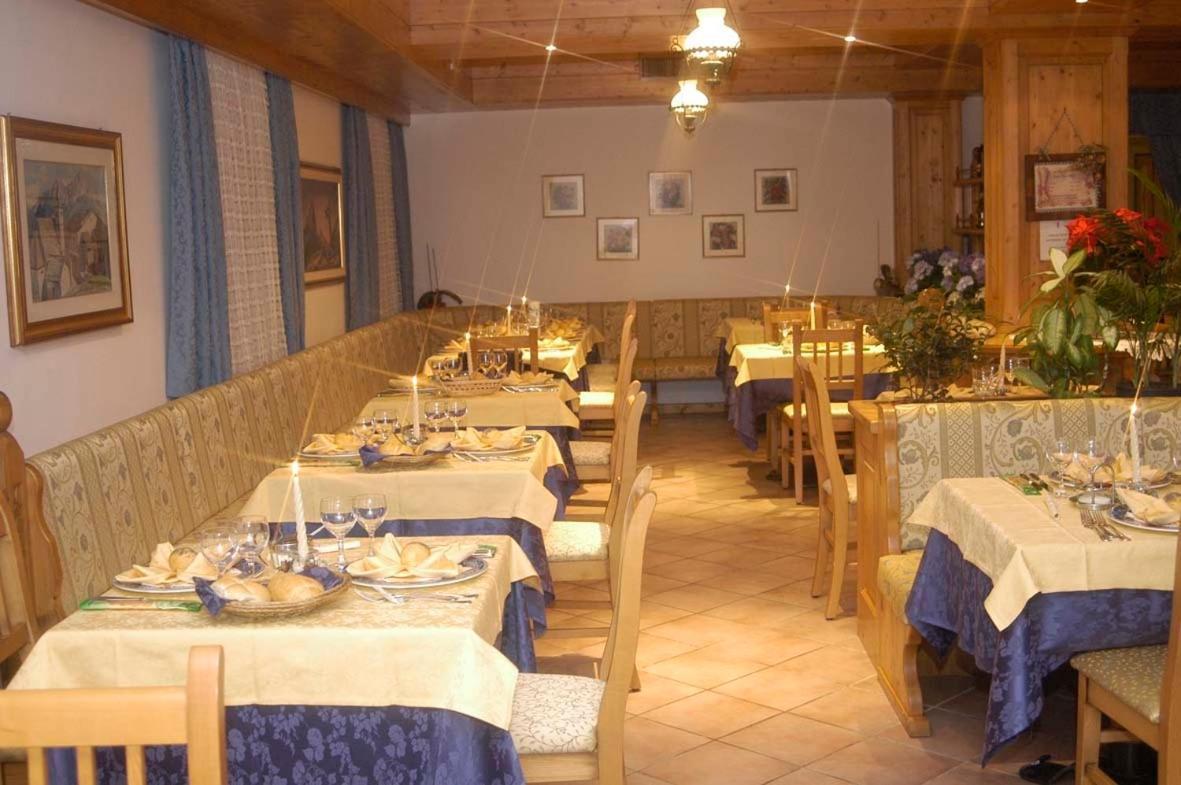 Debra Park Hotel Moena Luaran gambar
