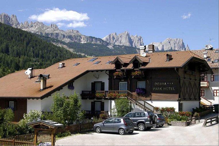 Debra Park Hotel Moena Luaran gambar